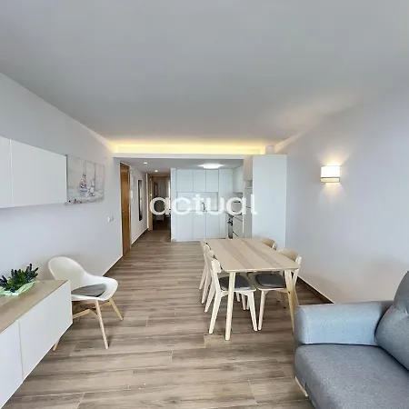 Alexandra C-4 דירה